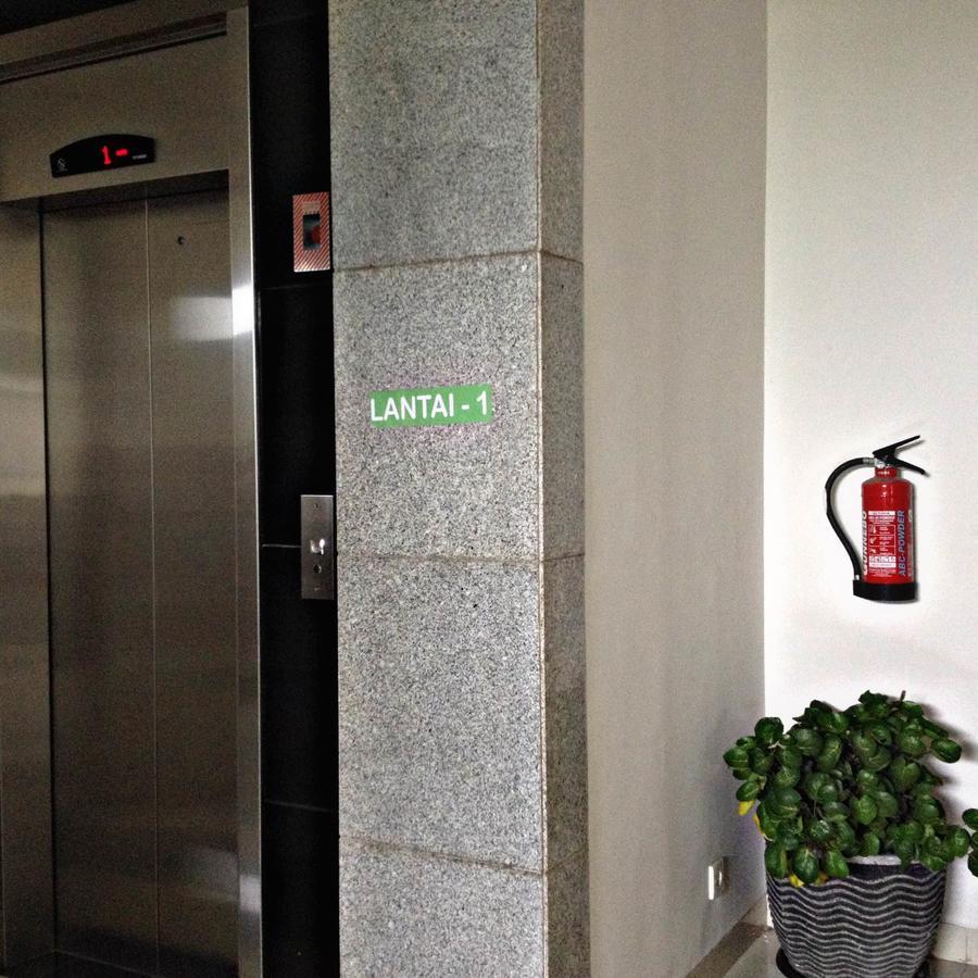 Greensa Inn Surabaya Dış mekan fotoğraf