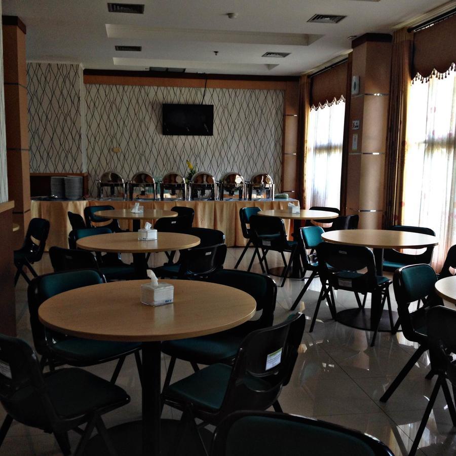 Greensa Inn Surabaya Dış mekan fotoğraf